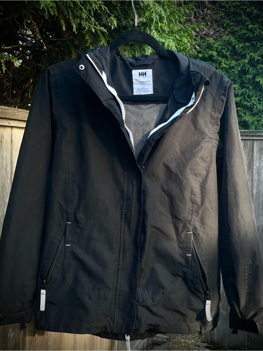 Helly Hansen Women’s Black Helly Tech Waterproof Rain Jacket Size S